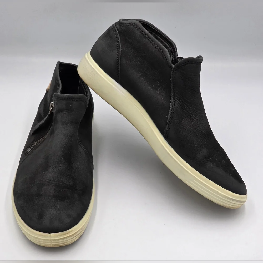 Ecco Black Leather Men's SneakersEcco Boots Women's US 9 Soft7 Low Bootie Sneake